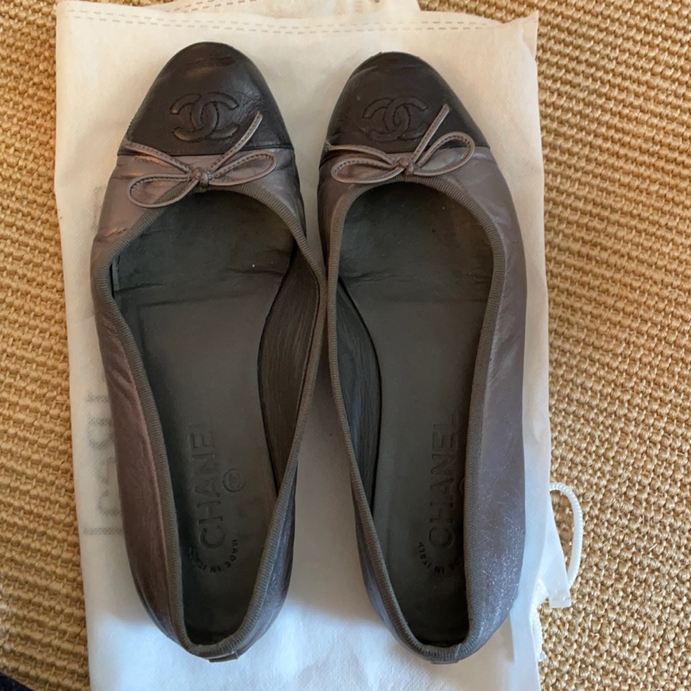 Authentic Chanel woman loafer